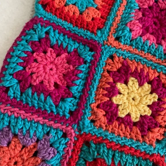 Colorful hand knit Crocheted Bag - Picture 9 of 11